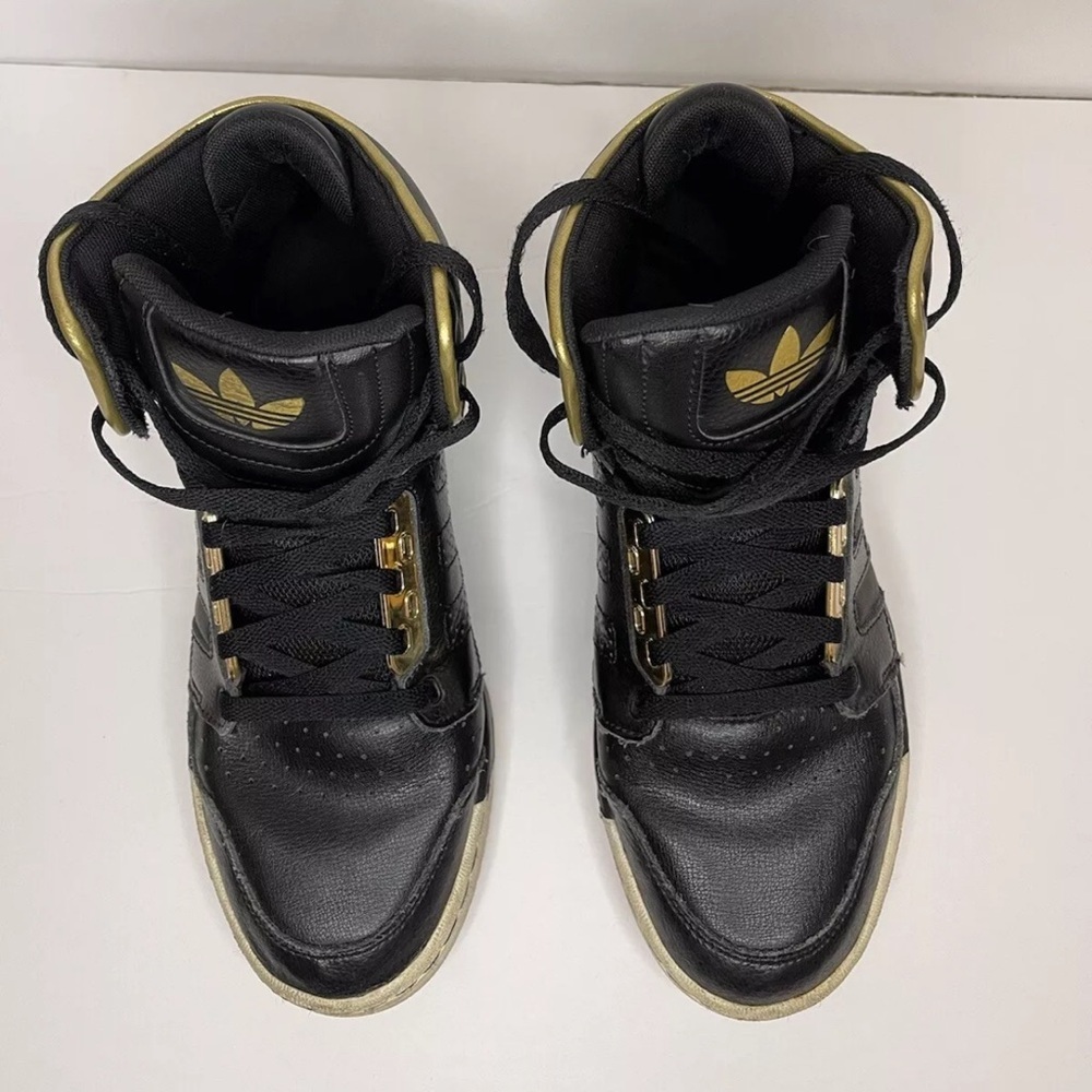 Adidas Mens 10 Conductor AR Sneakers Black Gold Basketball Shoes G99951 004001 - Picture 4 of 12